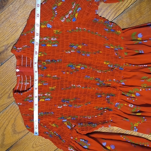 🍅Vintage 70s Red Floral Prairie Dress - Picture 3 of 16